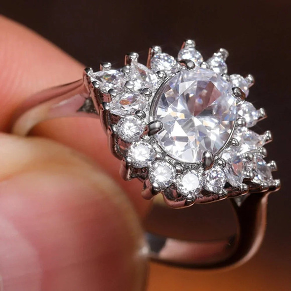 Amazon.com: CHWLNJN 18K Platinum Plated and Rose Gold Shiny  🌸Bling Beautiful CZ Dainty Wedding/Engagement Flower Ring for Woman, K908